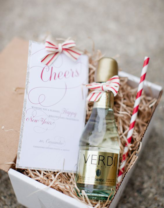 новогодний корпоратив как себя вести с коллегами