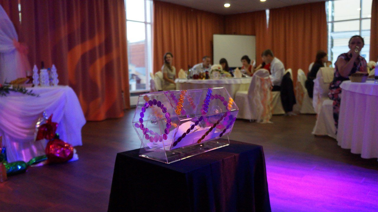 Рабочие моменты&nbsp;Ведущий Важных Событий Андрей Родионов : 