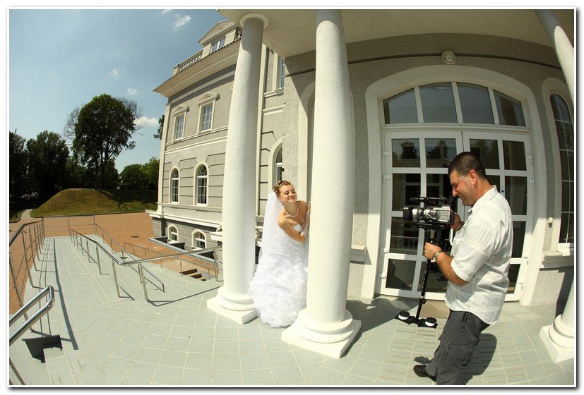 В работе&nbsp;Владимир Тывровский : 