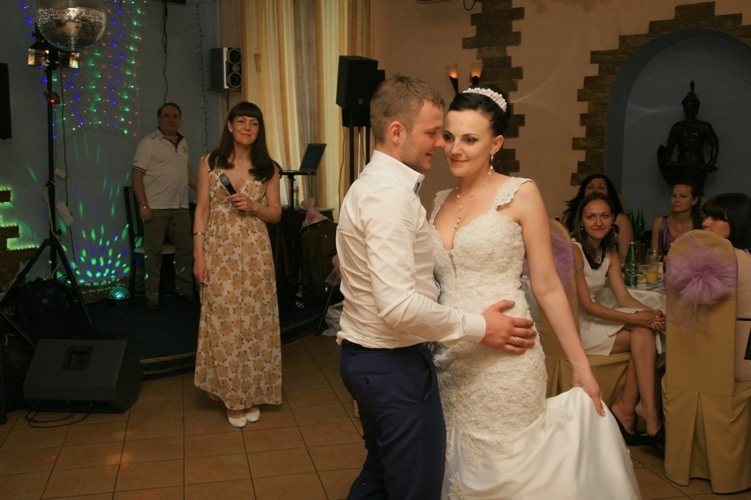 Свадьба Ирины и Дмитрия&nbsp;Поющая ведущая - Ирина Ксантос, певец-dj : 