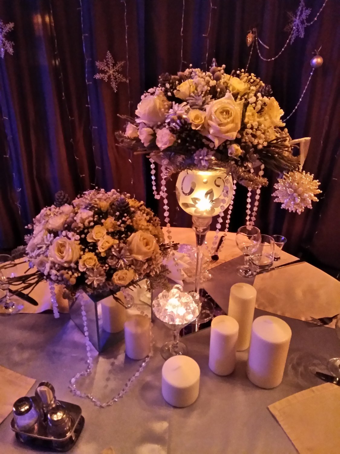 Оформление зала&nbsp;ООО "ВИНИ ФЛОРА" : 