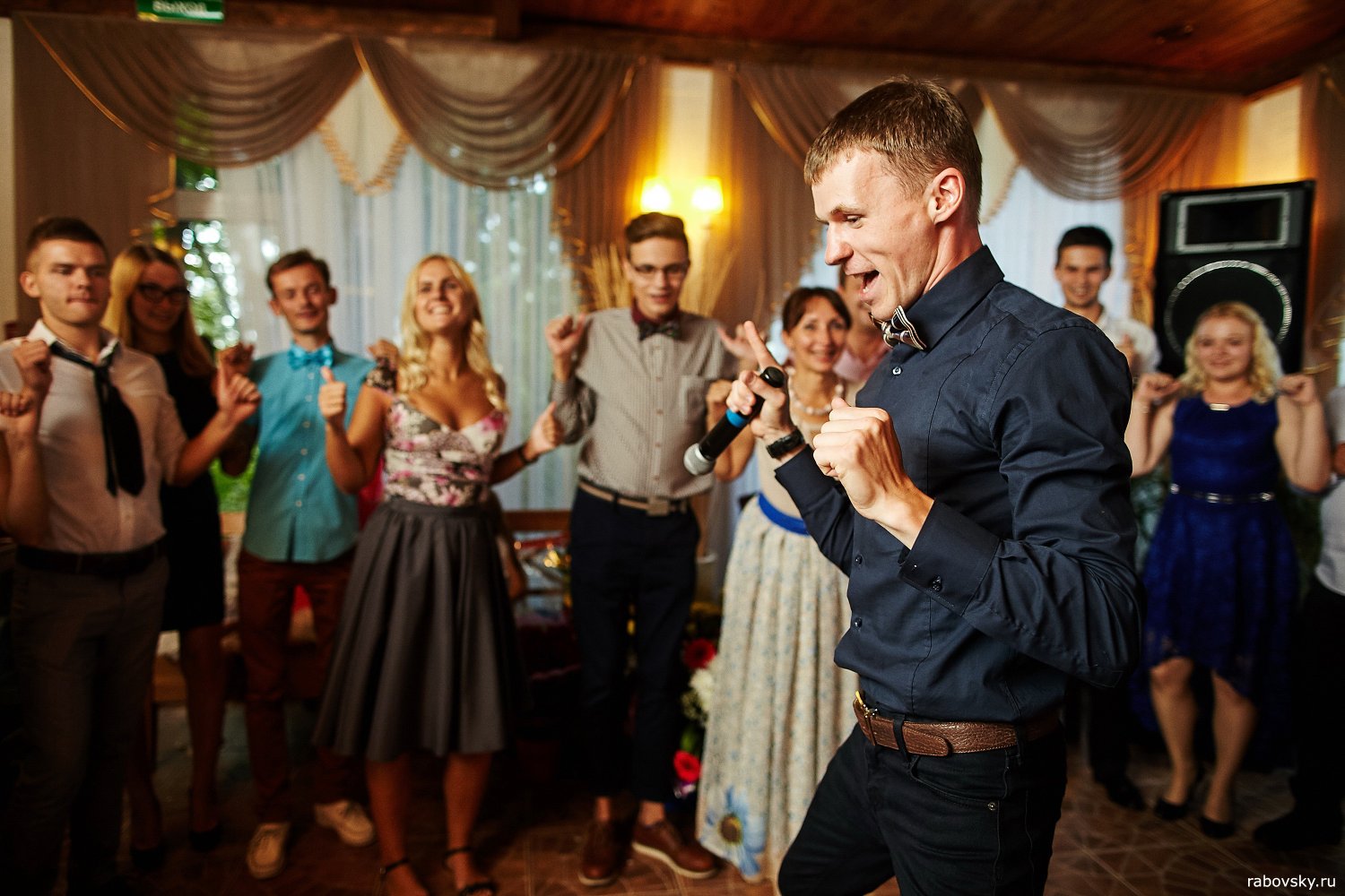 ведущий Евгений Перевалов&nbsp;ведущий : 