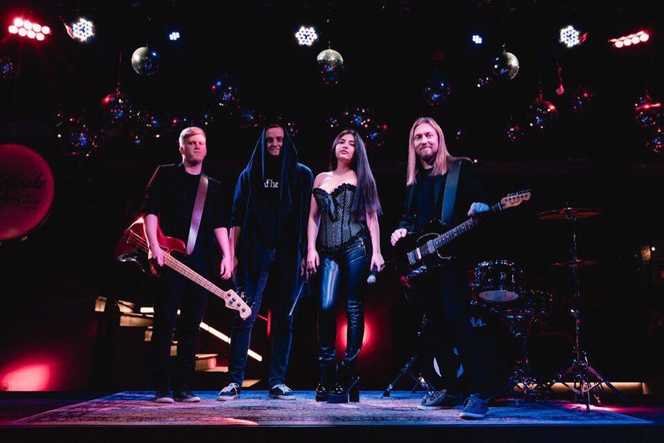 Live n Drive Band&nbsp;Live n Drive Band : 