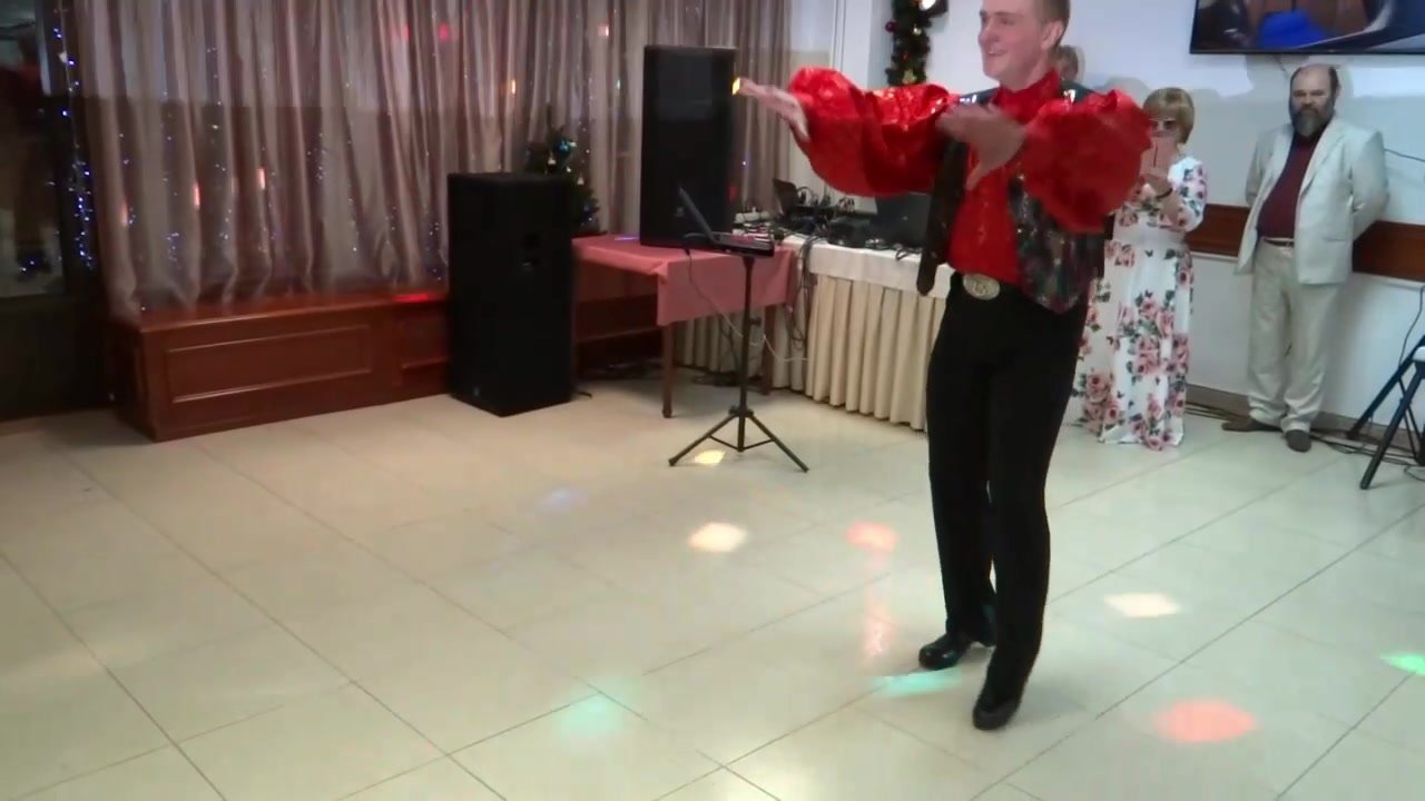 Шоу человека-чечетки.&nbsp;Шоу человека-чечетки : 