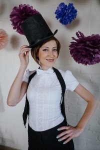 Ведущая Светлана Петрова