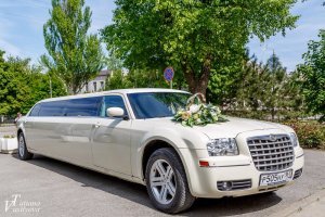 Прокат лимузина и свадебных машин
